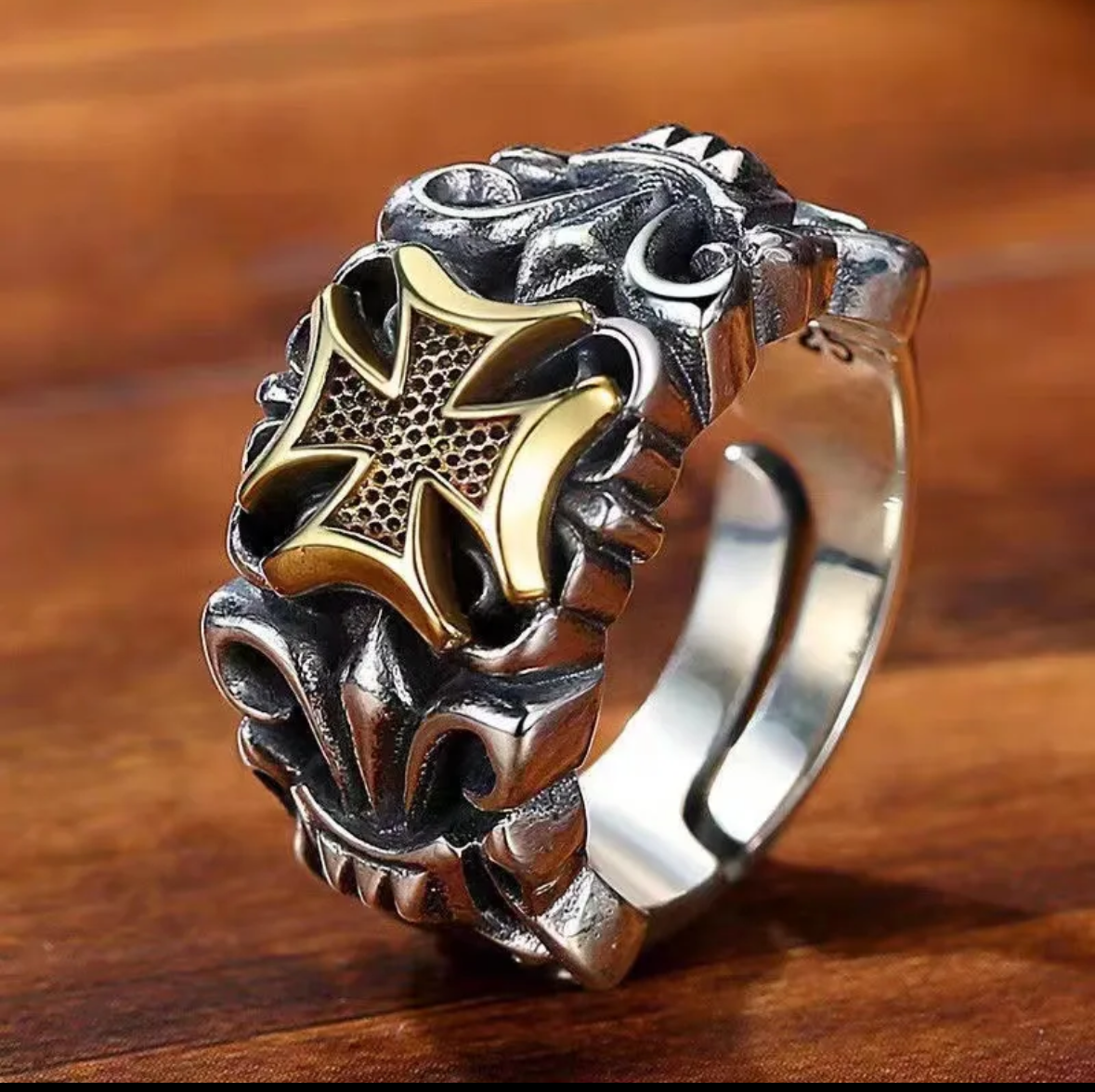 Bague Croix Dorée Style Templier